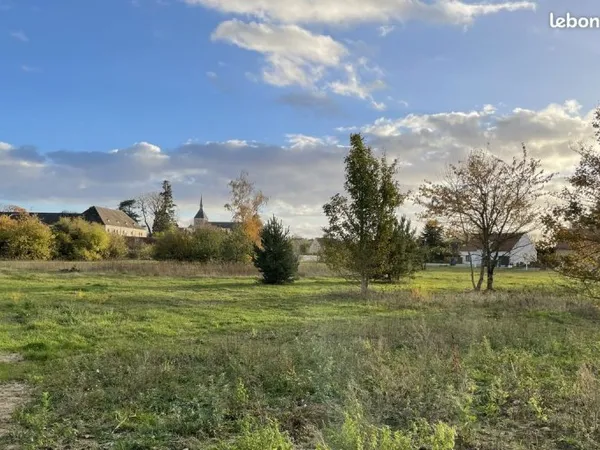 Terrain 689 m² SANIT BENOIT SUR LOIRE