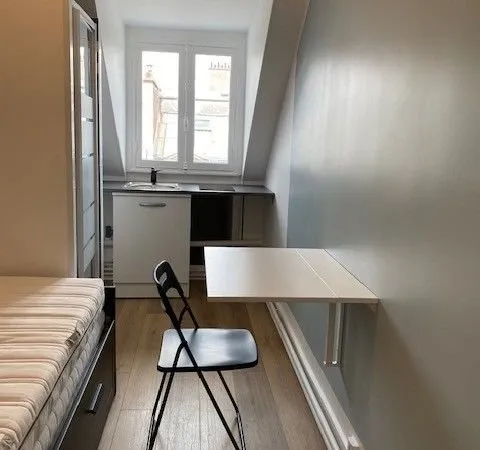 Chambre 1 pièce 8 m²