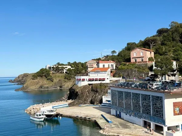 🌊 appartements rares à découvrir à Cerbère...