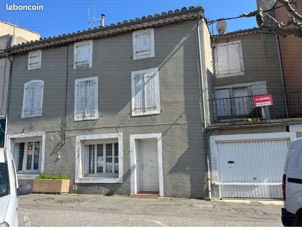 Maison d'habitation sur 3 niveaux de 140m2