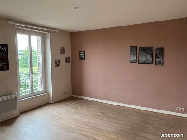 F2 en duplex proche gare et centre ville