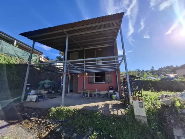 A Vendre Maison Type F5 à rénover 70M2 Le Petit Tampon