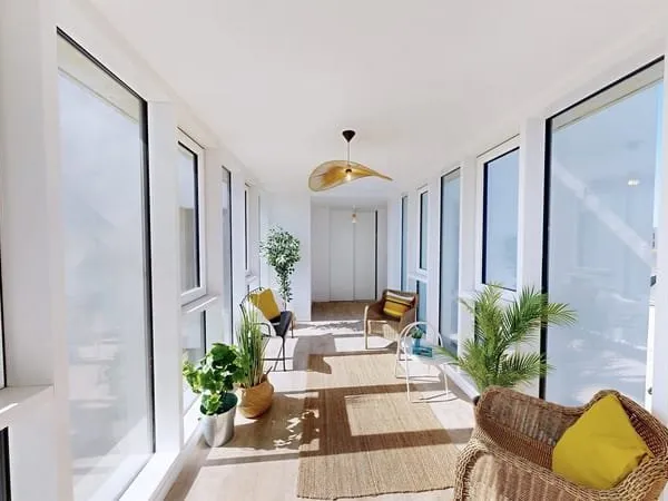 Spacieux T5 132m2 avec jardin d'hiver et terrasse