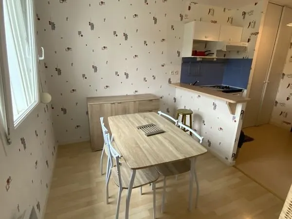 Studio 1 pièce 26 m²