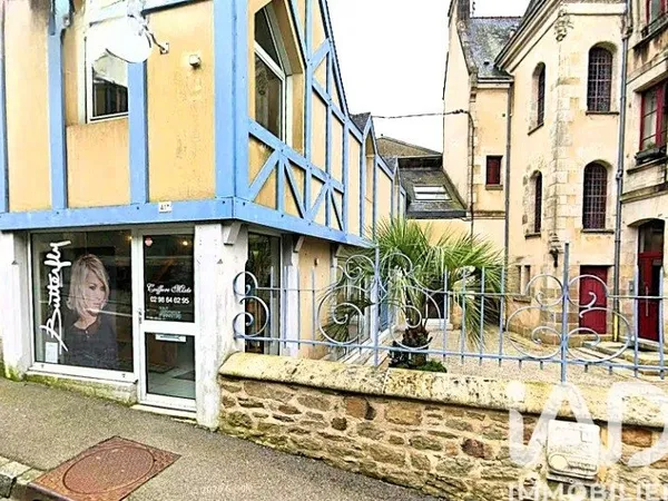Immeuble 107 m²