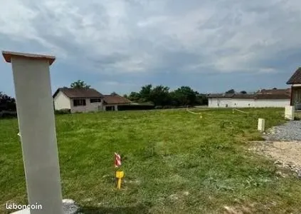 Terrain 712 m² Ars Sur Formans