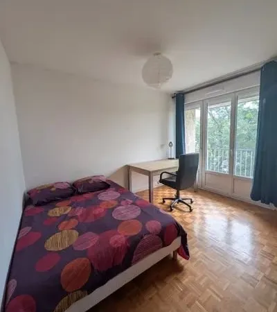 Chambre meublée en colocation à Rennes Villejean 400 Charges Comprises