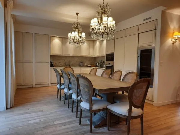 A LOUER - AGENCE GIBOIRE - Longère Meublée de 144.49 m² - BRUZ LES LOGES