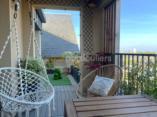 Cancale, Centre ville, Appartement 3 pièces 64.79 m2. Terrasse. Parking.