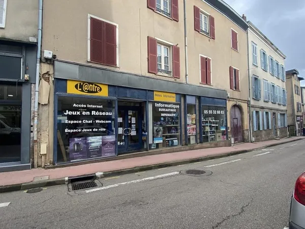 Local commercial 115 m²