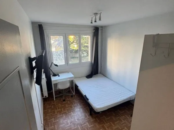 Appartement 3 pièces 10 m²