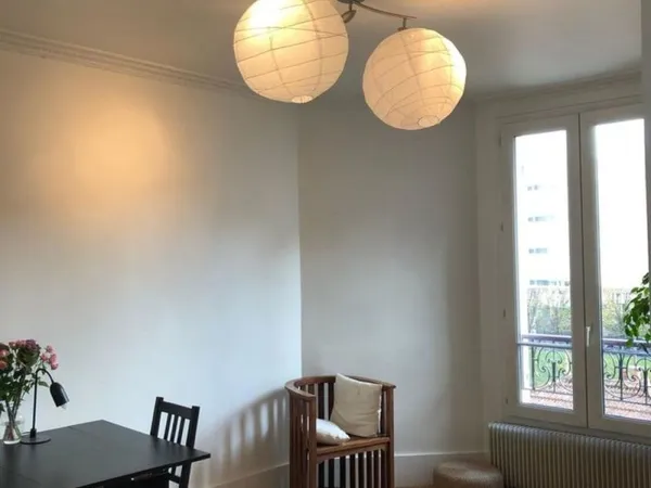 lumineux 3P à Vincennes