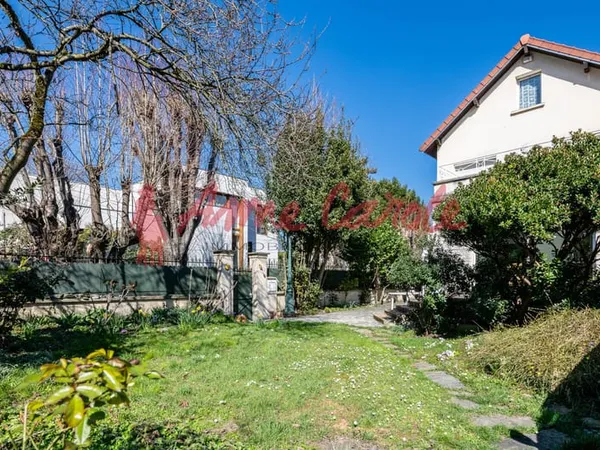 MAISON FAMILIALE D'EXCEPTION - ESPACE & JARDIN À DEUX PAS DE