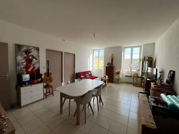 Appartement 3 pièces (59 m2) à SAINT MAXIMIN LA SAINTE BAUME