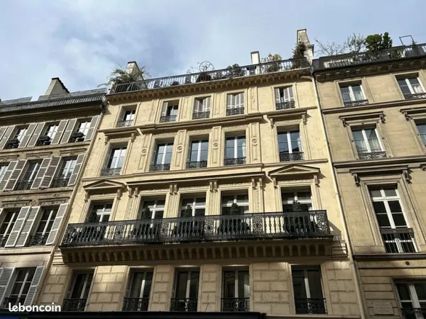Studio 1 pièce 19 m²