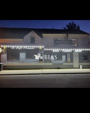 Local commercial 200 m²