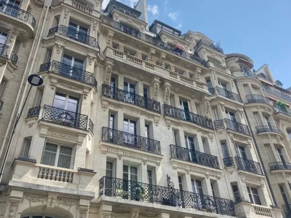 Appartement 5 pièces 147 m²