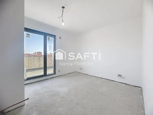 APPARTEMENT T3 au 1er ETAGE + BALCON