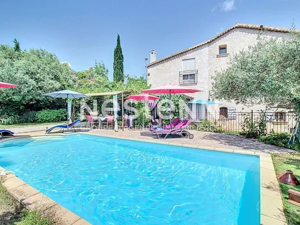 A VENDRE DRAGUIGNAN Bastide 3 suites parentales PISCINE terrain de 6000 m²
