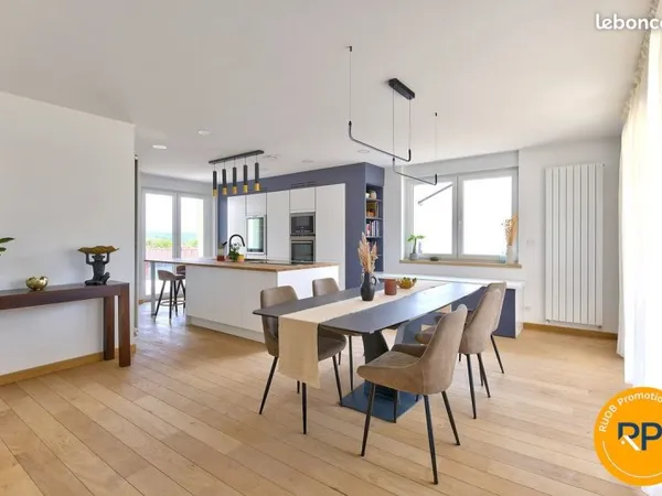 Propriété 7 pièces 207 m²