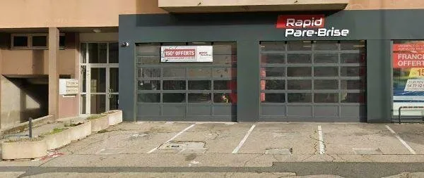 Local commercial 355 m²