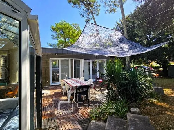 APPARTEMENT avec JARDIN