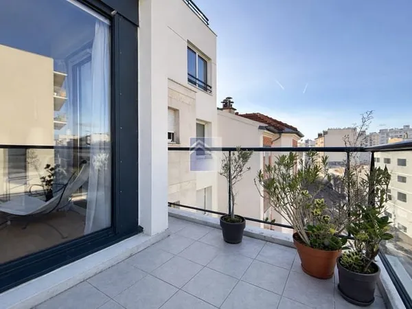 Coeur de ville - 2 pièces de 46m - Balcon - Box