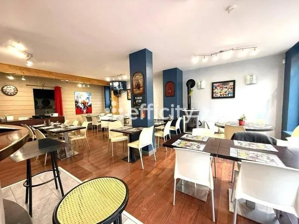 Fonds de commerce 145 m²