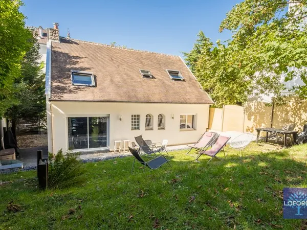 Maison 6 pièces 157 m²