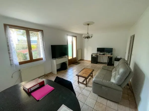 SECTEUR RECHERCHE - 7 MIN A PIED DE LA GARE
