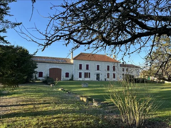 Ferme (tte) de 7 pièces principales