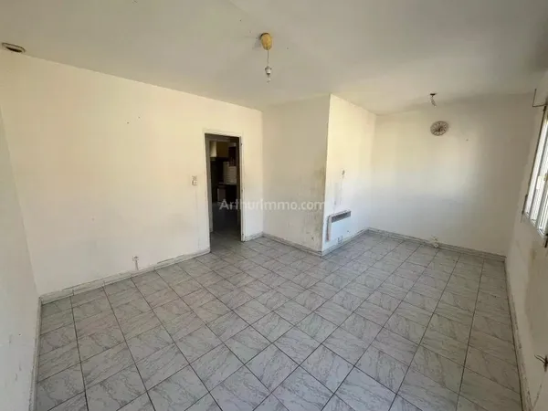 APPARTEMENT TYPE 4 Premier et dernier Etage