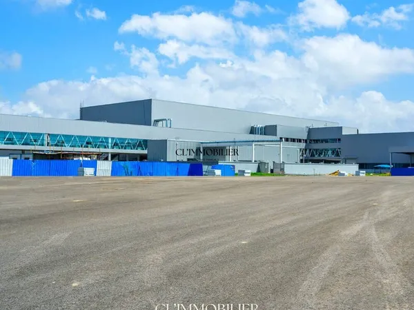 Terrain 2000 m²