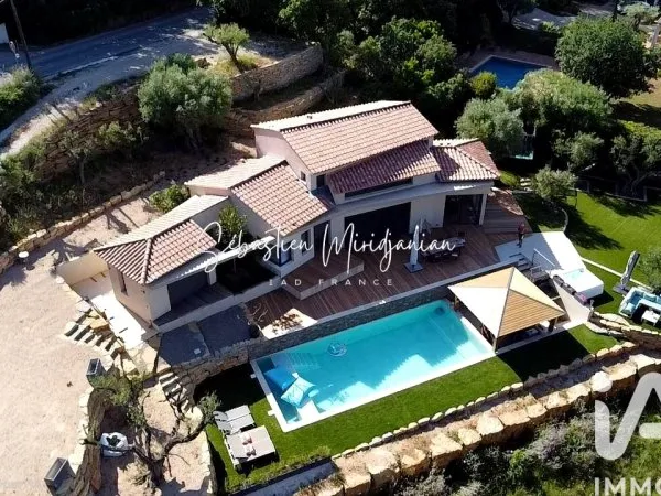 Maison 5 pièces 147 m²