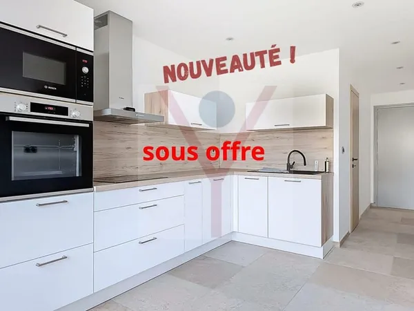 Appartement rénové avec garage