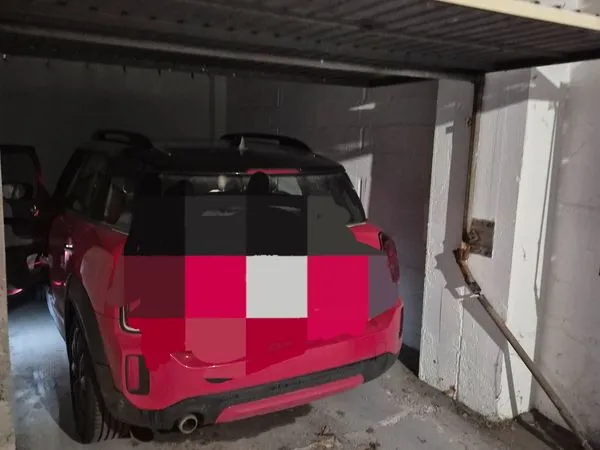 Garage fermé sécurisé - Centre Angers (Château) - SUV + stockage