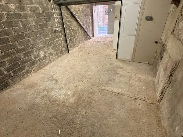 Garage 25m2 Aix centre historique