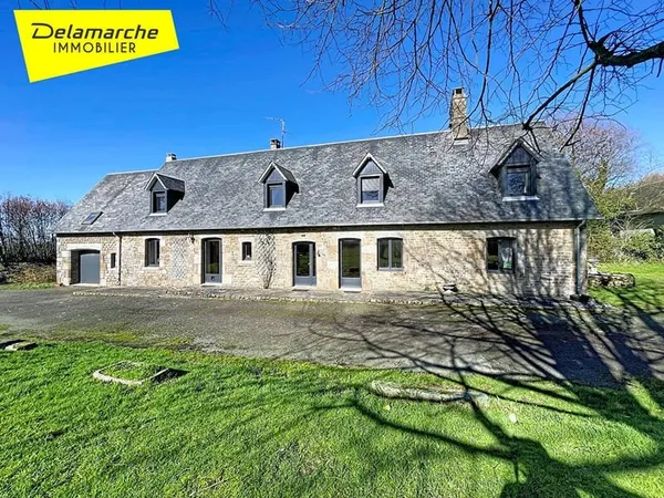 Maison 8 pièces 6 chambres à vendre à Le Luot (50870) dépendances et terrain d'env. 7173m²