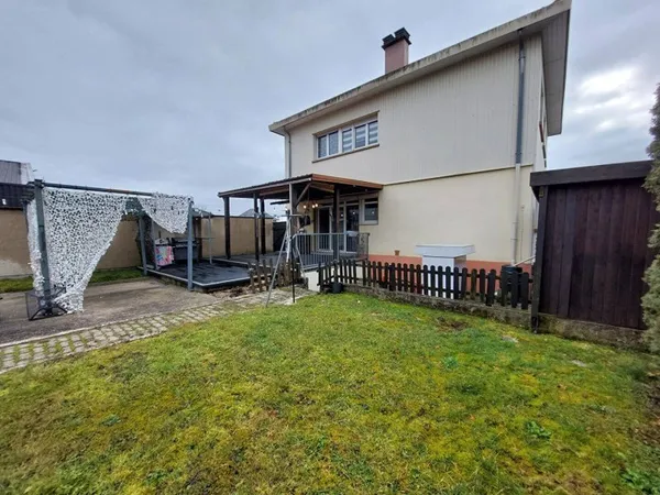 Maison 5 pièces 140 m²