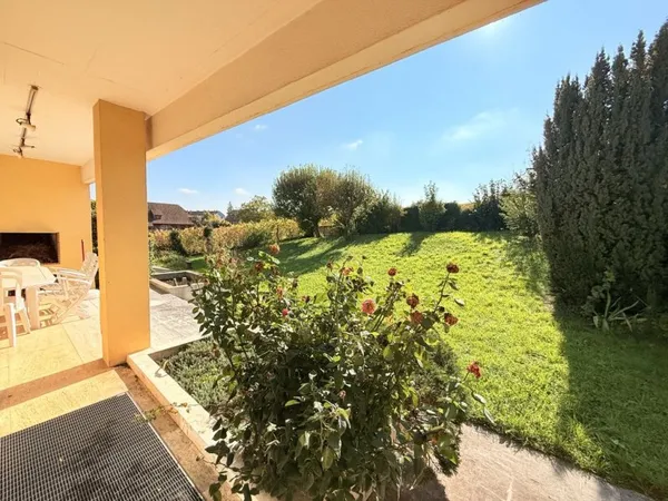 Immeuble 12 pièces 325 m²