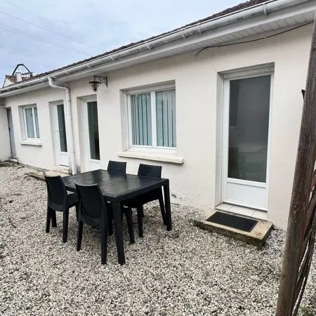 Appartement de plain-pied avec son petit jardin sur Merignac-Arlac
