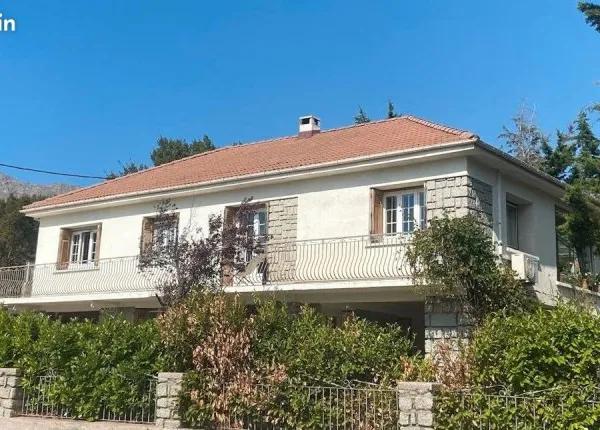 Maison de 180m2 à Calacuccia — Vue sur le lac et les montagnes