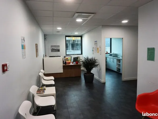 BUREAUX MEDICAUX ou PARAMEDICAUX