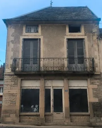 Maison / immeuble centre de vitteaux