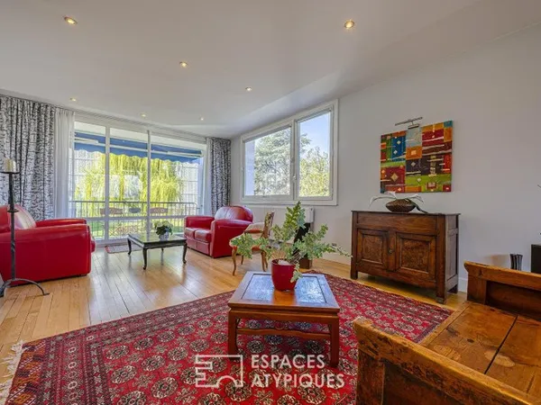 Appartement spacieux avec parc et balcon