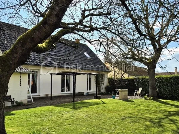 Maison individuelle de 131 m² et son beau jardin à 15 minutes au nord de Reims