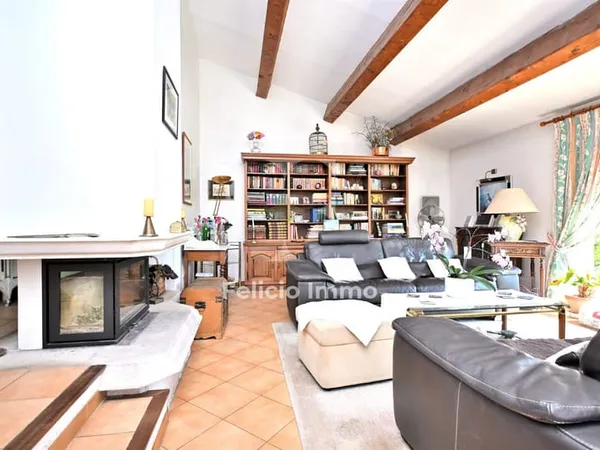 Villa individuelle avec piscine - Domaine recherché à Opio