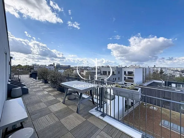 Appartement 4 pièce(s) de 82 m² avec Terrasse de 70 m²