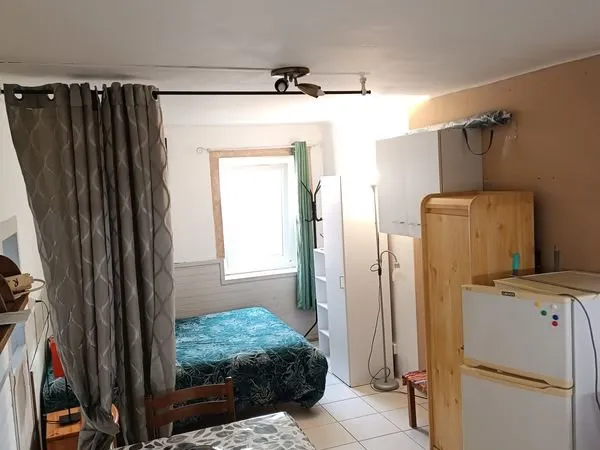 Studio meublé au calme