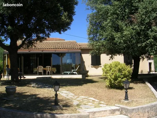Maison 5 pièces Camps la Source 83